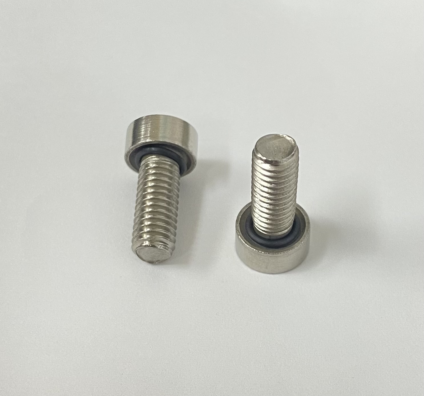 SUSXM7 ｼｰﾙｷｬｯﾌﾟ　M6-15　フッ素